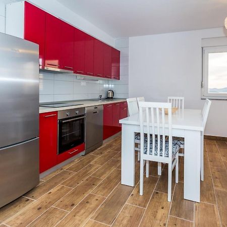 Butique Maris Appartement Komarna Buitenkant foto