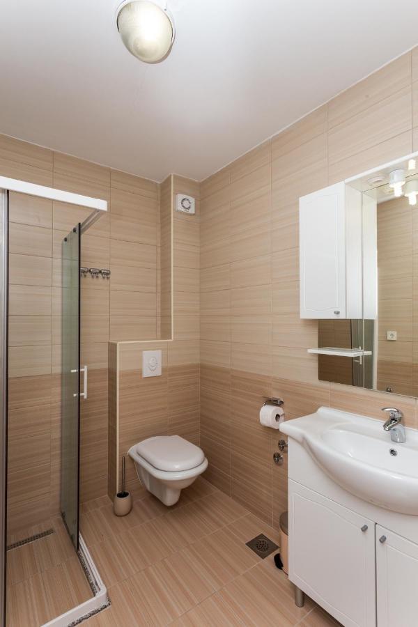 Butique Maris Appartement Komarna Buitenkant foto