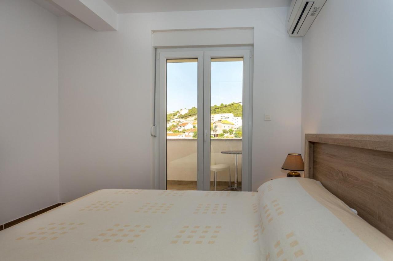 Butique Maris Appartement Komarna Buitenkant foto