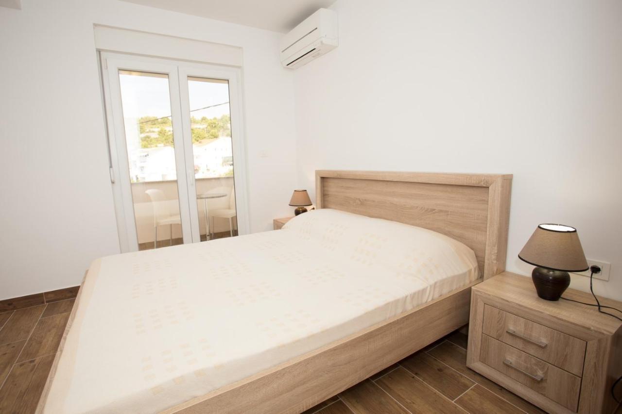 Butique Maris Appartement Komarna Buitenkant foto