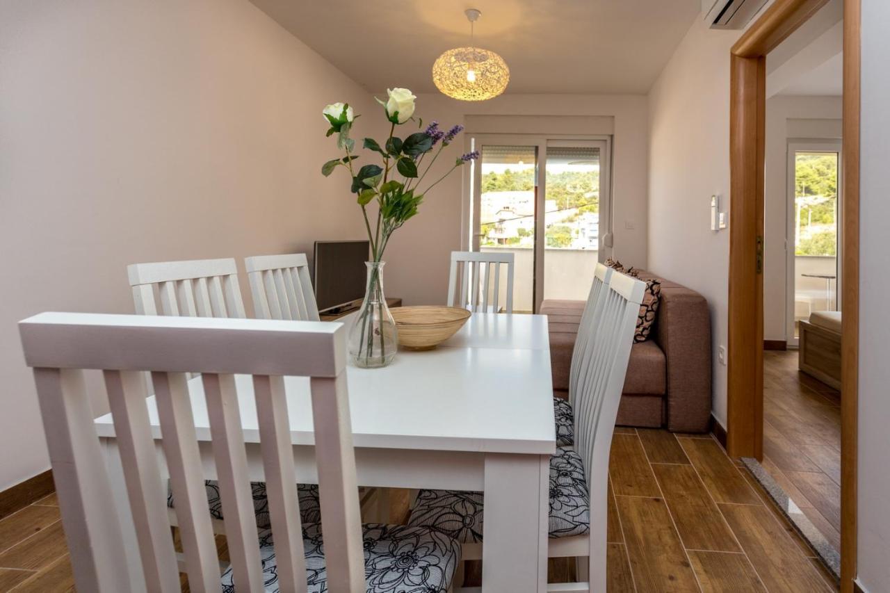 Butique Maris Appartement Komarna Buitenkant foto