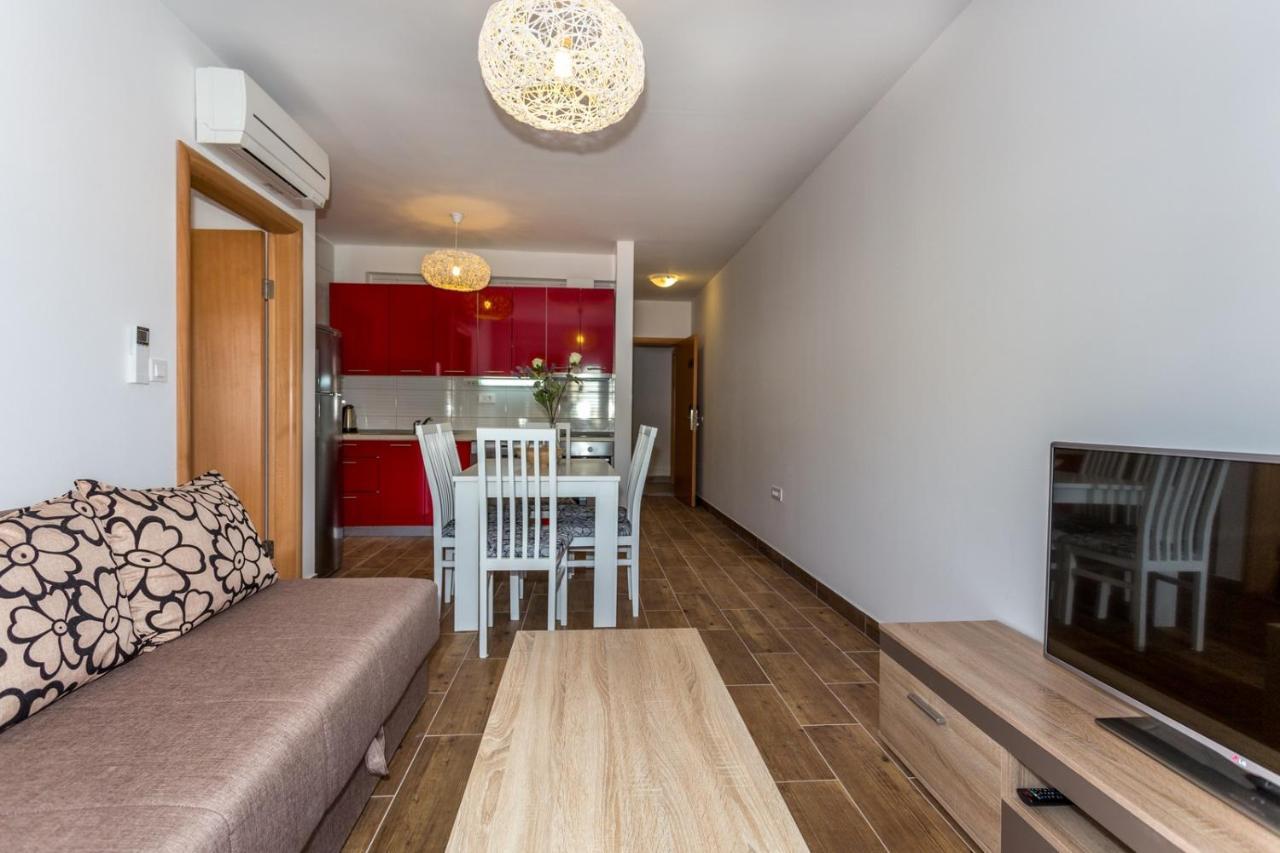 Butique Maris Appartement Komarna Buitenkant foto