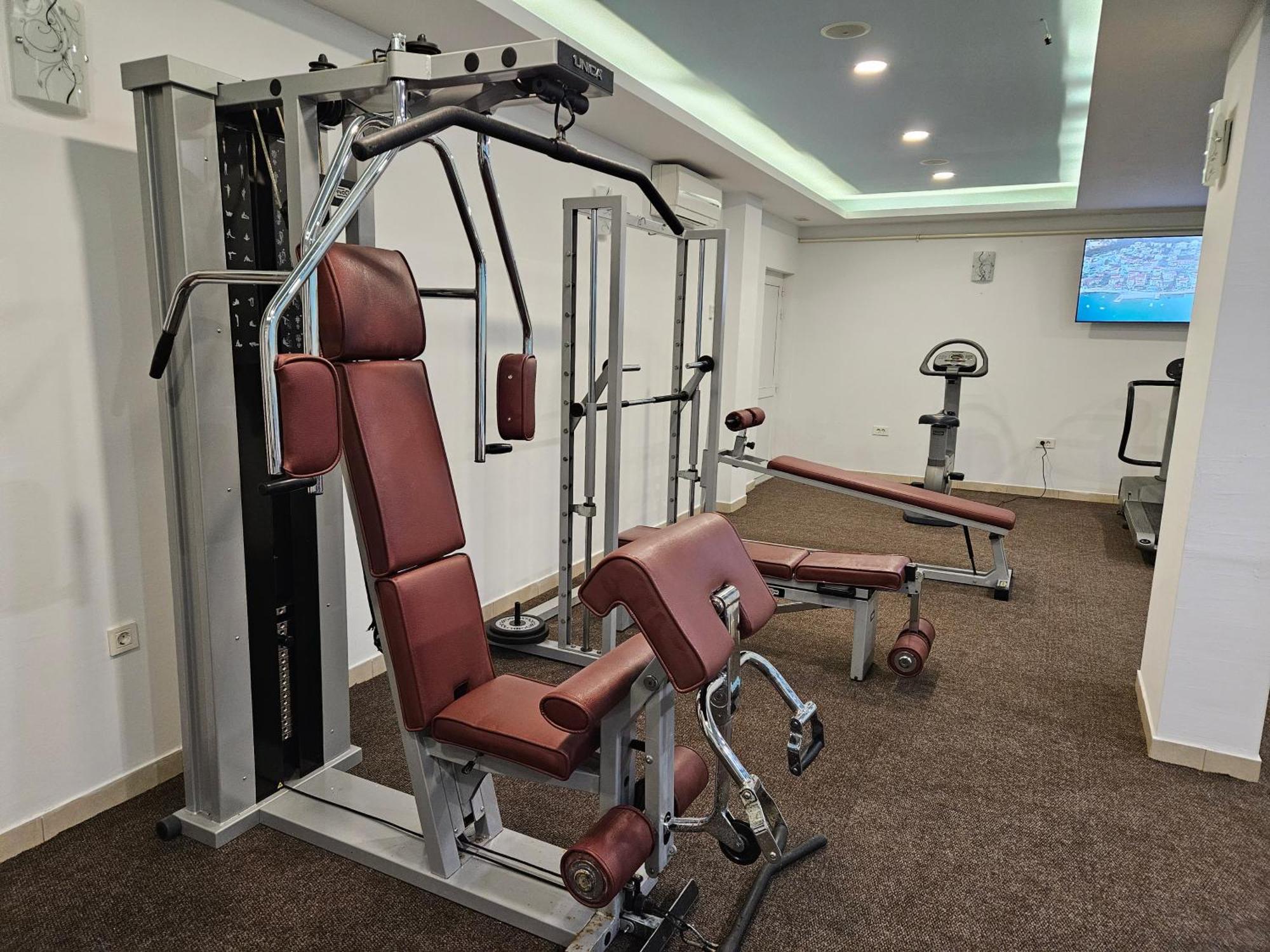 Butique Maris Appartement Komarna Buitenkant foto